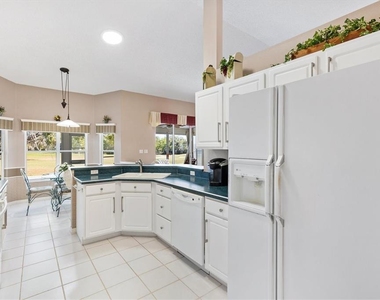 3909 River Crest Circle - Photo Thumbnail 15