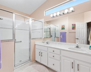 3909 River Crest Circle - Photo Thumbnail 24