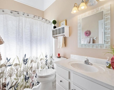 3909 River Crest Circle - Photo Thumbnail 20
