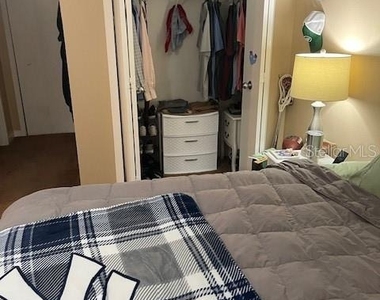48 Club House Drive - Photo Thumbnail 8