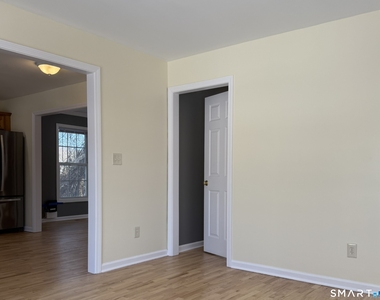 765 Hart Street - Photo Thumbnail 16
