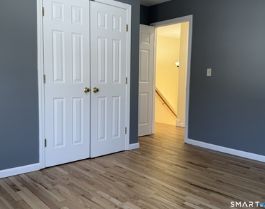 765 Hart Street - Photo Thumbnail 4