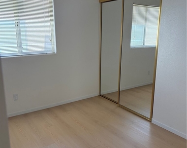 3224 N Campbell Road - Photo Thumbnail 11