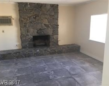 2909 Merritt Avenue - Photo Thumbnail 1