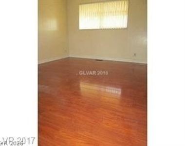 2909 Merritt Avenue - Photo Thumbnail 5