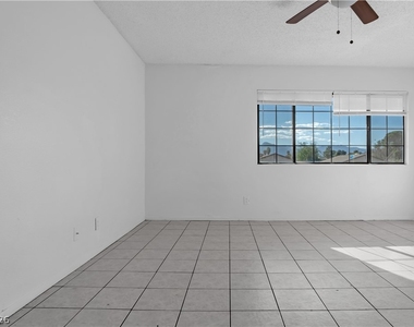 2221 N Jones Boulevard - Photo Thumbnail 2