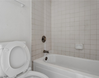 2221 N Jones Boulevard - Photo Thumbnail 10