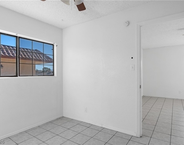 2221 N Jones Boulevard - Photo Thumbnail 4