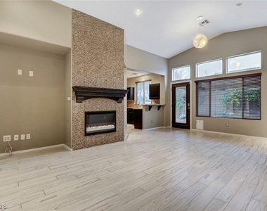 10509 Jeremy Pointe Avenue - Photo Thumbnail 3
