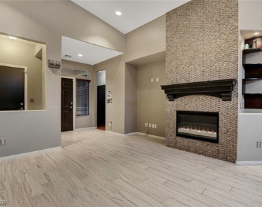 10509 Jeremy Pointe Avenue - Photo Thumbnail 9