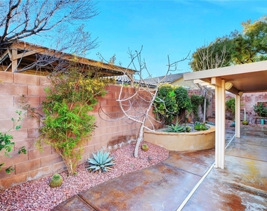 10509 Jeremy Pointe Avenue - Photo Thumbnail 29