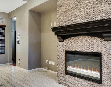 10509 Jeremy Pointe Avenue - Photo Thumbnail 11