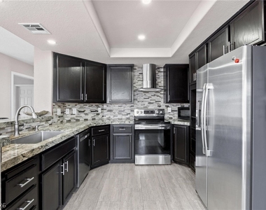 3402 Classic Bay Lane - Photo Thumbnail 10