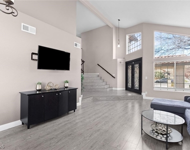 3402 Classic Bay Lane - Photo Thumbnail 6