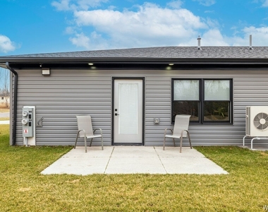 855 Madison Drive - Photo Thumbnail 22
