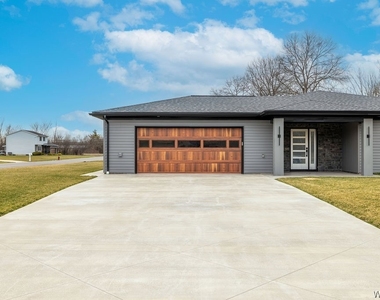 855 Madison Drive - Photo Thumbnail 20
