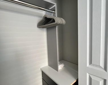 1704 Grand Central Avenue - Photo Thumbnail 10