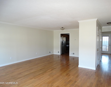 540 Davids Court - Photo Thumbnail 4