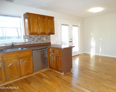 540 Davids Court - Photo Thumbnail 2