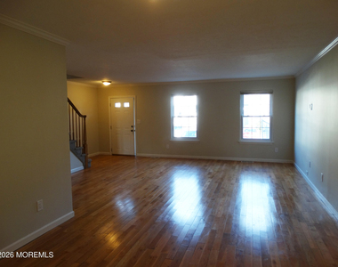 540 Davids Court - Photo Thumbnail 5