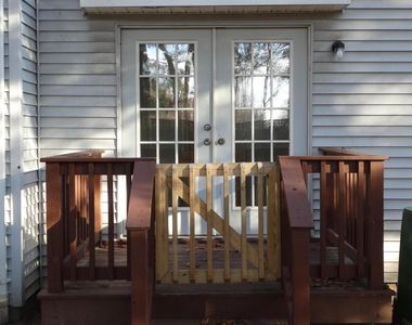 540 Davids Court - Photo Thumbnail 15