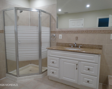 540 Davids Court - Photo Thumbnail 8