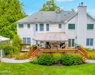 1577 Country Club Lane - Photo Thumbnail 19