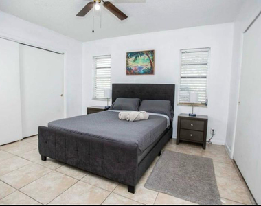 2456 Sw 54th Street - Photo Thumbnail 9