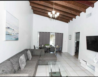 2456 Sw 54th Street - Photo Thumbnail 1