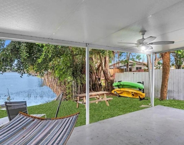 2456 Sw 54th Street - Photo Thumbnail 15