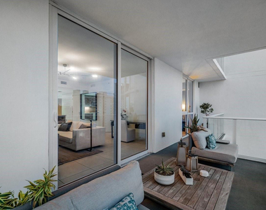 401 N Birch Road - Photo Thumbnail 5