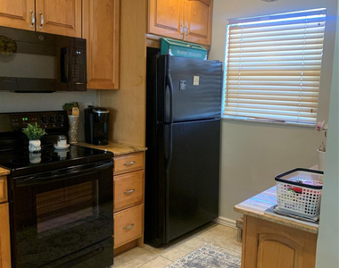 1400 Ne 57th Street - Photo Thumbnail 7