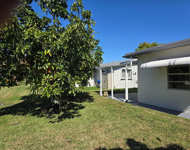 5713 Nw 65th Te - Photo Thumbnail 19