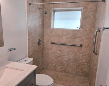 5713 Nw 65th Te - Photo Thumbnail 14