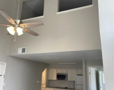 9831 W Walnut Street - Photo Thumbnail 8