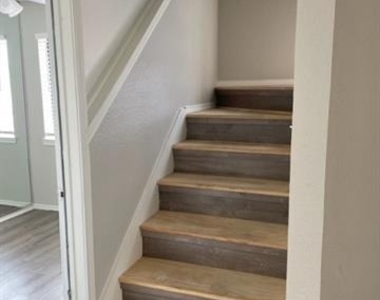 9831 W Walnut Street - Photo Thumbnail 15