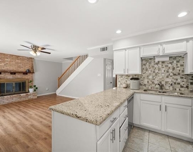 2402 Woodlawn Drive - Photo Thumbnail 1