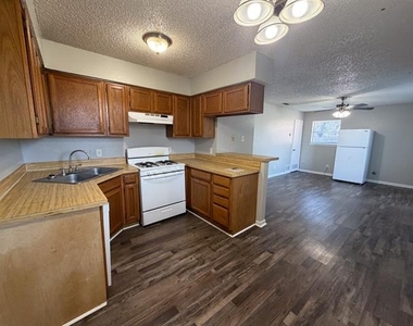 604 Walter Stephenson Road - Photo Thumbnail 3