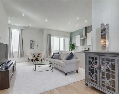1514 N Washington - Photo Thumbnail 5