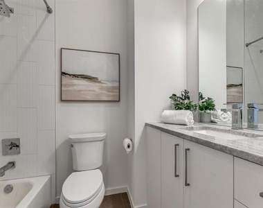 1514 N Washington - Photo Thumbnail 7