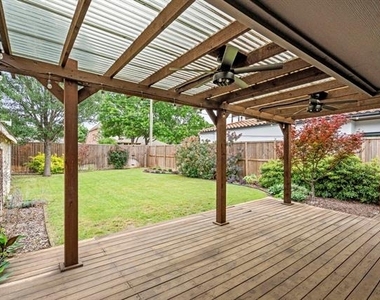 8406 Lakemont Drive - Photo Thumbnail 23