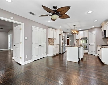 8406 Lakemont Drive - Photo Thumbnail 8