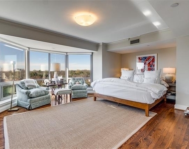 4242 Lomo Alto Drive - Photo Thumbnail 7
