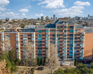4242 Lomo Alto Drive - Photo Thumbnail 12