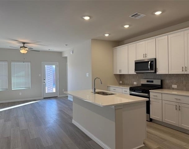 1736 Arches Road - Photo Thumbnail 3
