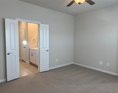 1736 Arches Road - Photo Thumbnail 7