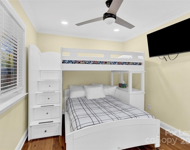 11116 Vista Canyon Drive - Photo Thumbnail 31