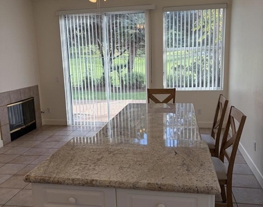 2450 La Costa - Photo Thumbnail 7