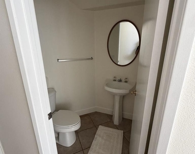 2450 La Costa - Photo Thumbnail 9