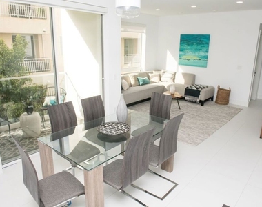 415 S Le Doux Road - Photo Thumbnail 6